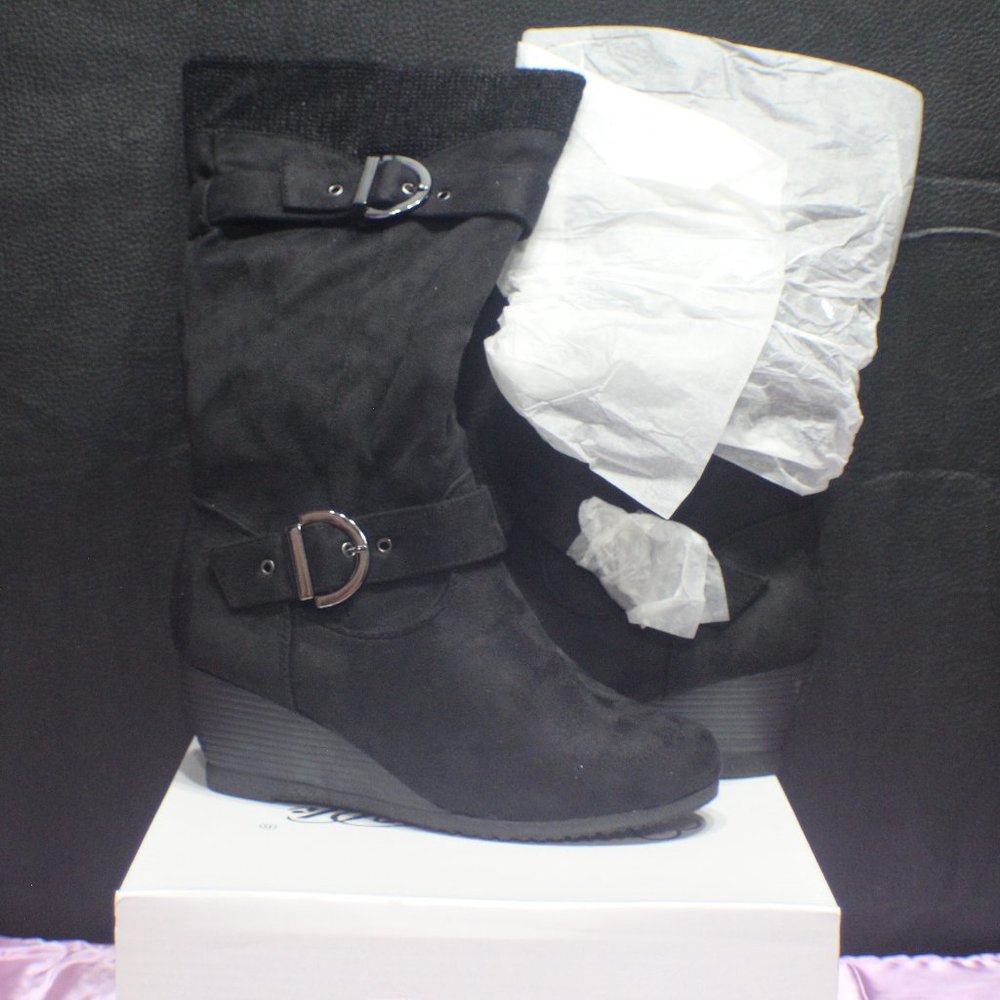 NWT BLACK SUEDE FRINGE WEDGE BOOTS